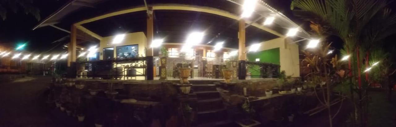 山景Spa及度假酒店 Tomohon 外观 照片